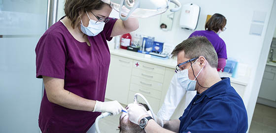 Doctor Rafel Alemany, cita en la clínica dental Orthodontic Badalona