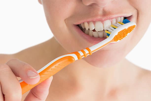 És important que els adolescents cuidin la seva higiene dental